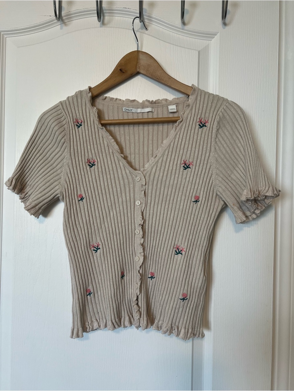 ONLY Beige Ribbed Button-Front Top with Pink Floral Embroidery